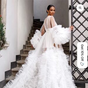 White beautiful bridal robe worn for only 15 minutes.